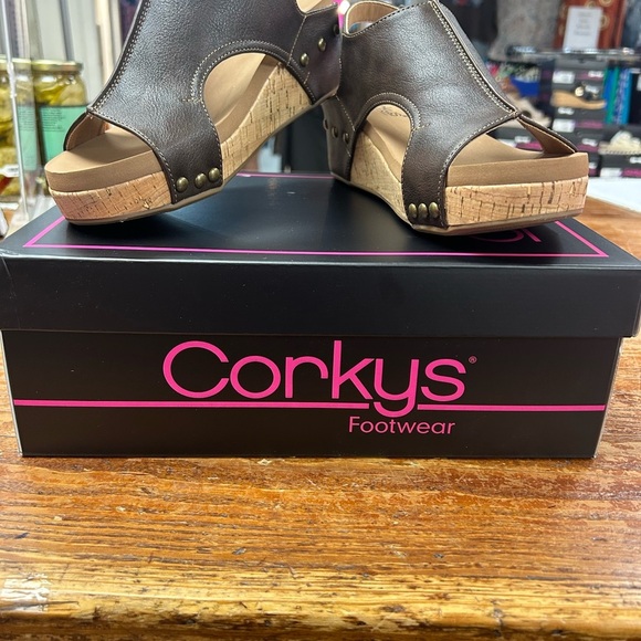 NIB Corkys Chocolate Volta II Wedge Heels - Picture 1 of 6